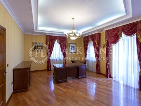 комерційна за адресою Андріївська вул., 7