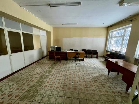 комерційна за адресою Свято- Покровська, 2А