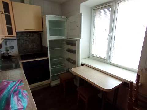 квартира за адресою Леоніда Каденюка просп. (Юрія Гагаріна), 12/1