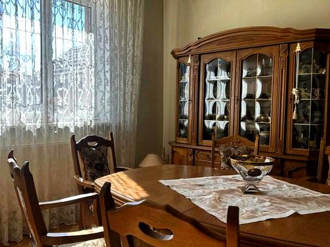 будинок за адресою Молодіжна вул., 43Б