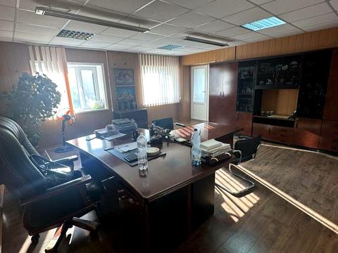 комерційна за адресою Героїв 55-ї бригади вул., 3