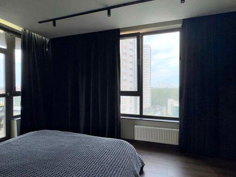 квартира за адресою В'ячеслава Чорновола вул., 8