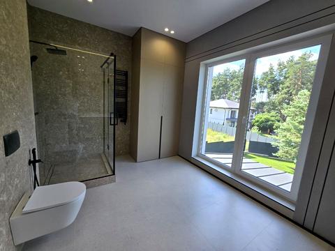 будинок за адресою Квітнева вул.