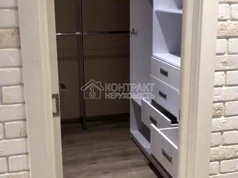 дом по адресу Світла