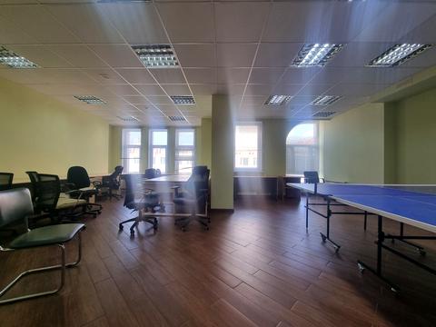 комерційна за адресою Саксаганського вул., 119