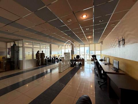 комерційна за адресою Саксаганського вул., 121