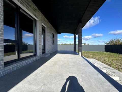 дом по адресу Евгения Плужника ул.