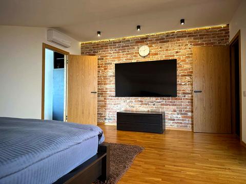 квартира за адресою Літературна вул. (Чехова), 4-А