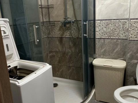 квартира за адресою Кам'янецька вул., 157