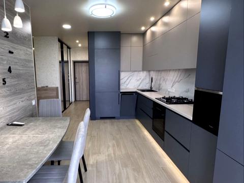 квартира за адресою Домбровського, 75