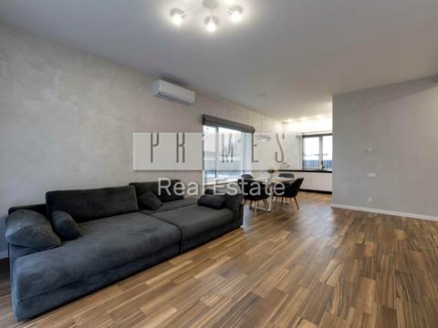 будинок за адресою Вишнева