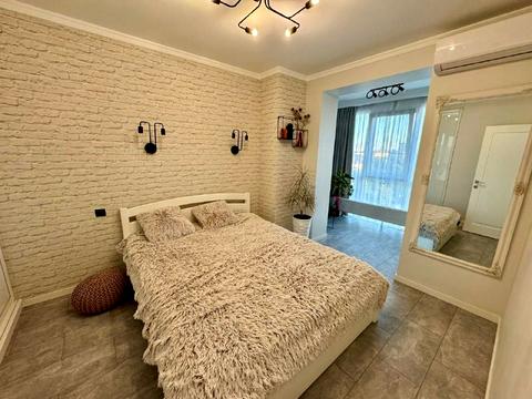 квартира за адресою Василя Вишиваного вул. (Свєтлова), 37