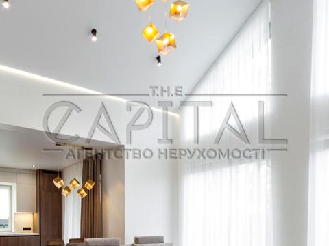 дом по адресу с. Гатное, Гатне