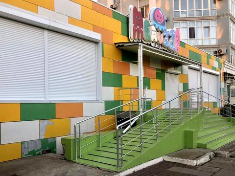 комерційна за адресою Паркова вул., 52