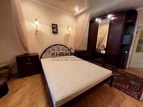 квартира за адресою Київ, Микільсько-Слобідська вул., 2-Б