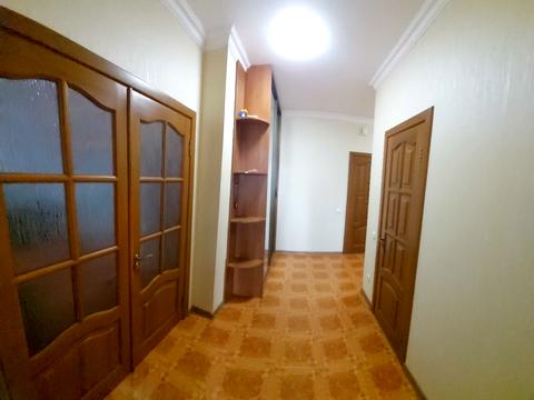 квартира за адресою Раїси Окіпної вул., 8