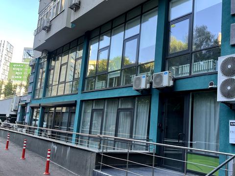 комерційна за адресою Митрополита Василя Липківського вул. (Урицького), 37-В