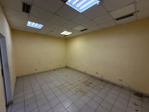 комерційна за адресою Озерна вул., 10/1в