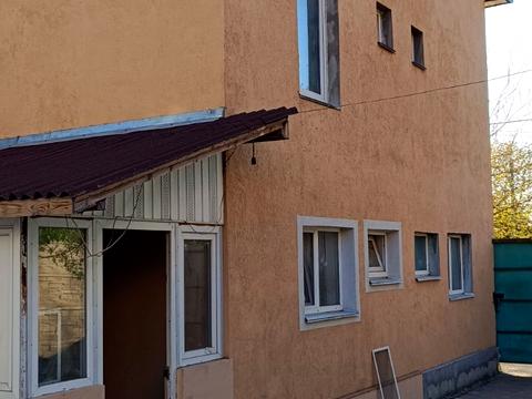 квартира за адресою Садова вул., 27