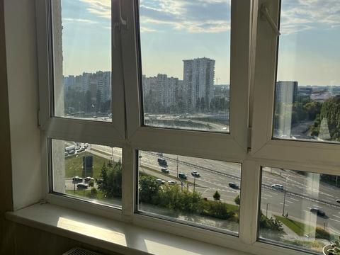 квартира по адресу Академика Глушкова просп., 9-Г