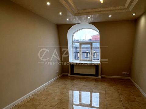 комерційна за адресою Володимирська вул., 93