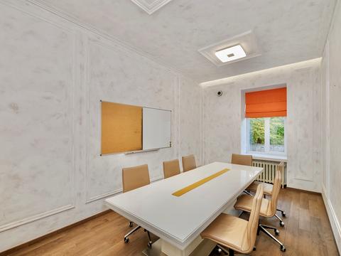 комерційна за адресою Євгена Чикаленка вул. (Пушкінська), 33