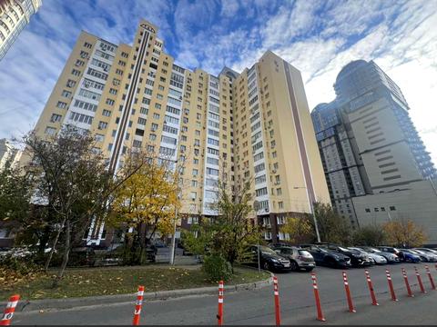 квартира за адресою Андрія Верхогляда вул. (Михайла Драгомирова), 4