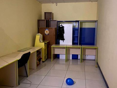 комерційна за адресою Холодногірська, 41А