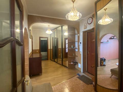 квартира за адресою Анни Ахматової вул., 50
