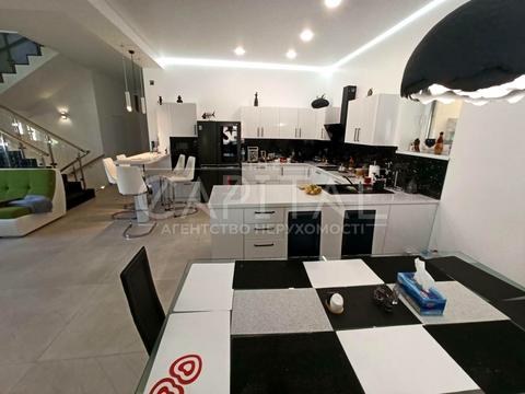 будинок за адресою Відродження вул.