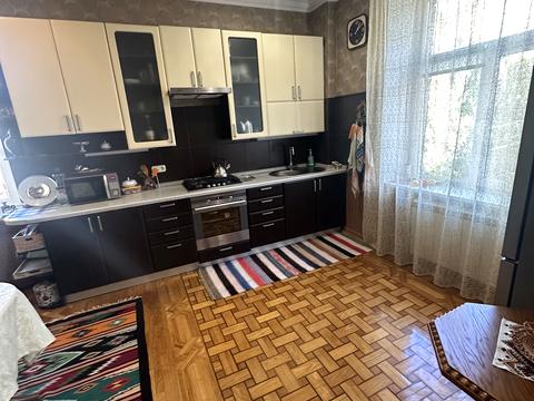 квартира за адресою Стратегічне шосе (Науки), 37