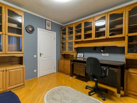 квартира за адресою Червоної Калини просп. (Володимира Маяковського), 69