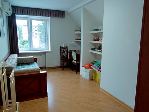 будинок за адресою 10-та Лінія вул.