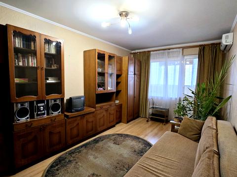 квартира за адресою Червоної Калини просп. (Володимира Маяковського), 64-А