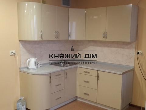 коммерческая по адресу Драгоманова ул., 1-А