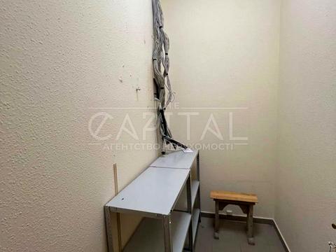 комерційна за адресою Казимира Малевича вул. (Боженка), 86д