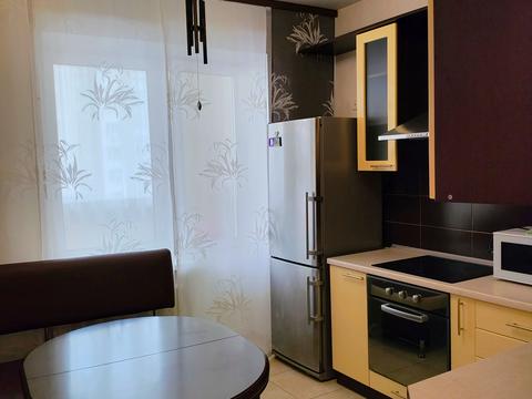 квартира за адресою Анни Ахматової вул., 35-А