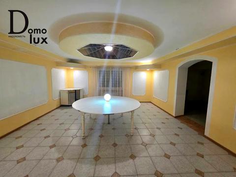 комерційна за адресою Симона Петлюри вул., 8