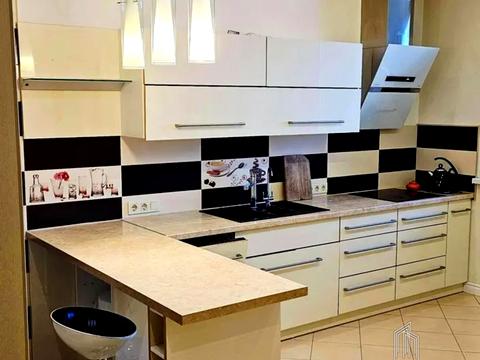 квартира за адресою Гната Хоткевича вул. (Червоногвардійська), 10