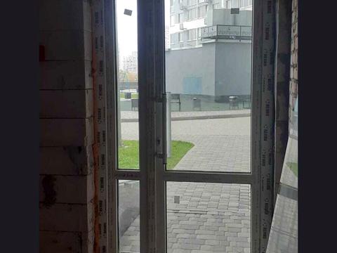 коммерческая по адресу Ревуцького, 40-в