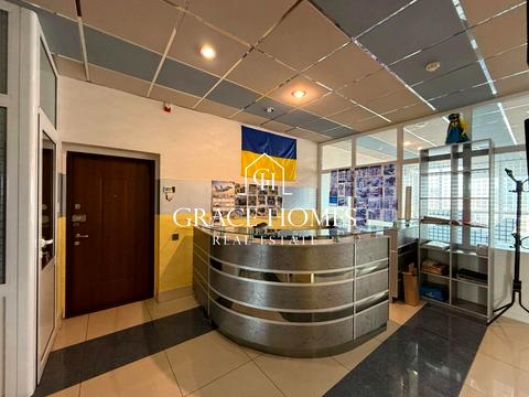 комерційна за адресою Саксаганського вул., 121