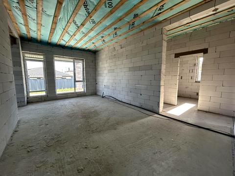 дом по адресу Евгения Плужника ул.