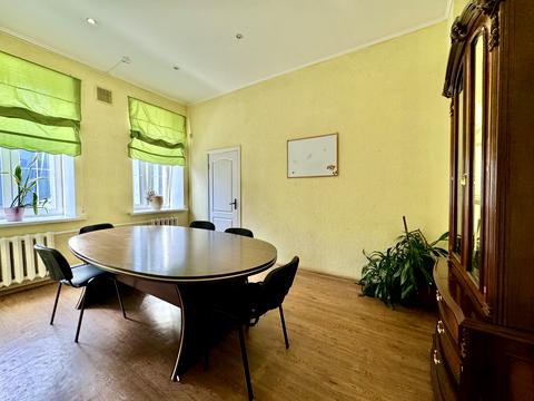 коммерческая по адресу Симона Петлюры ул. (Коминтерна), 20 б