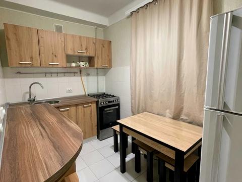 квартира за адресою Чорних Запорожців вул. (Короленка), 63