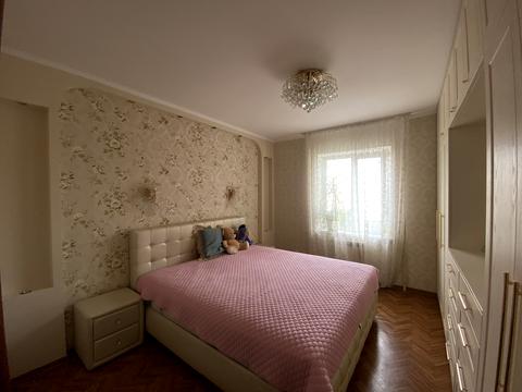 квартира по адресу Червоной Калины просп. (Владимира Маяковского), 40
