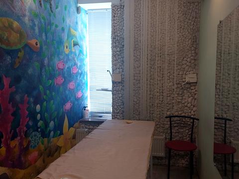 комерційна за адресою Вартових Неба вул. (Тобольська), 49