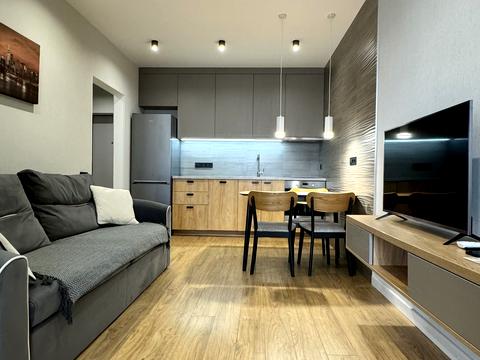 квартира за адресою Зарічна вул., 4к1