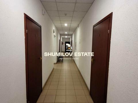 комерційна за адресою Героїв УПА вул., 68