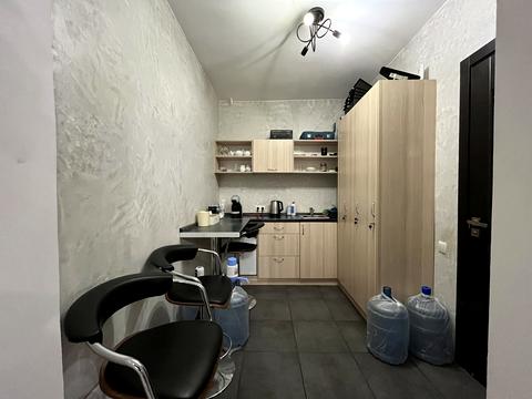 комерційна за адресою Вадима Корженка вул. (Осипова), 45