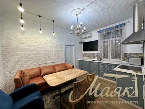 квартира по адресу Жилянская ул., 118